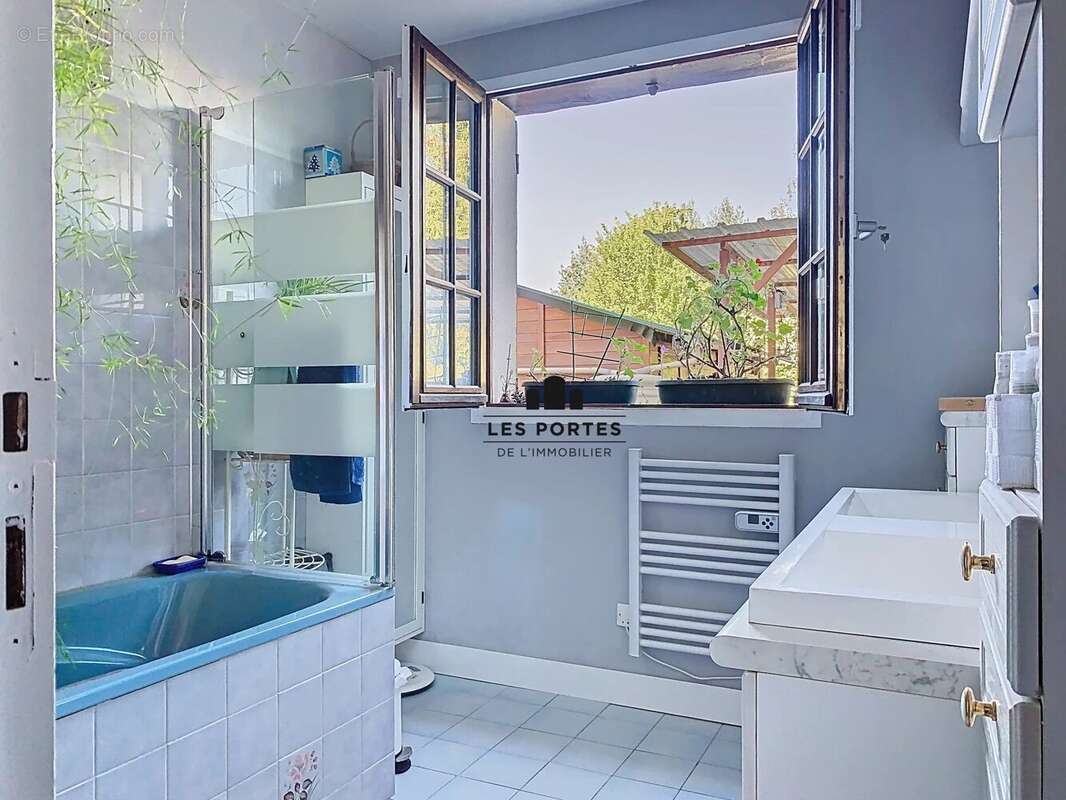 Maison à MILLY-LA-FORET