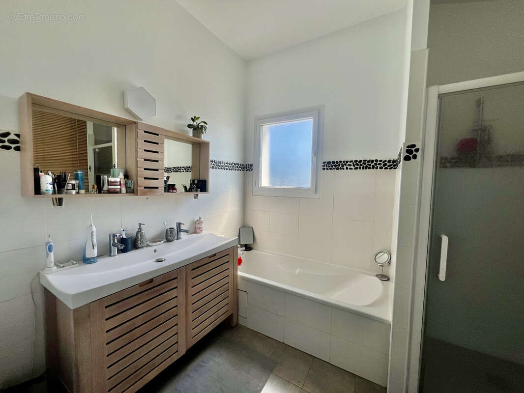 Maison à BASSUSSARRY