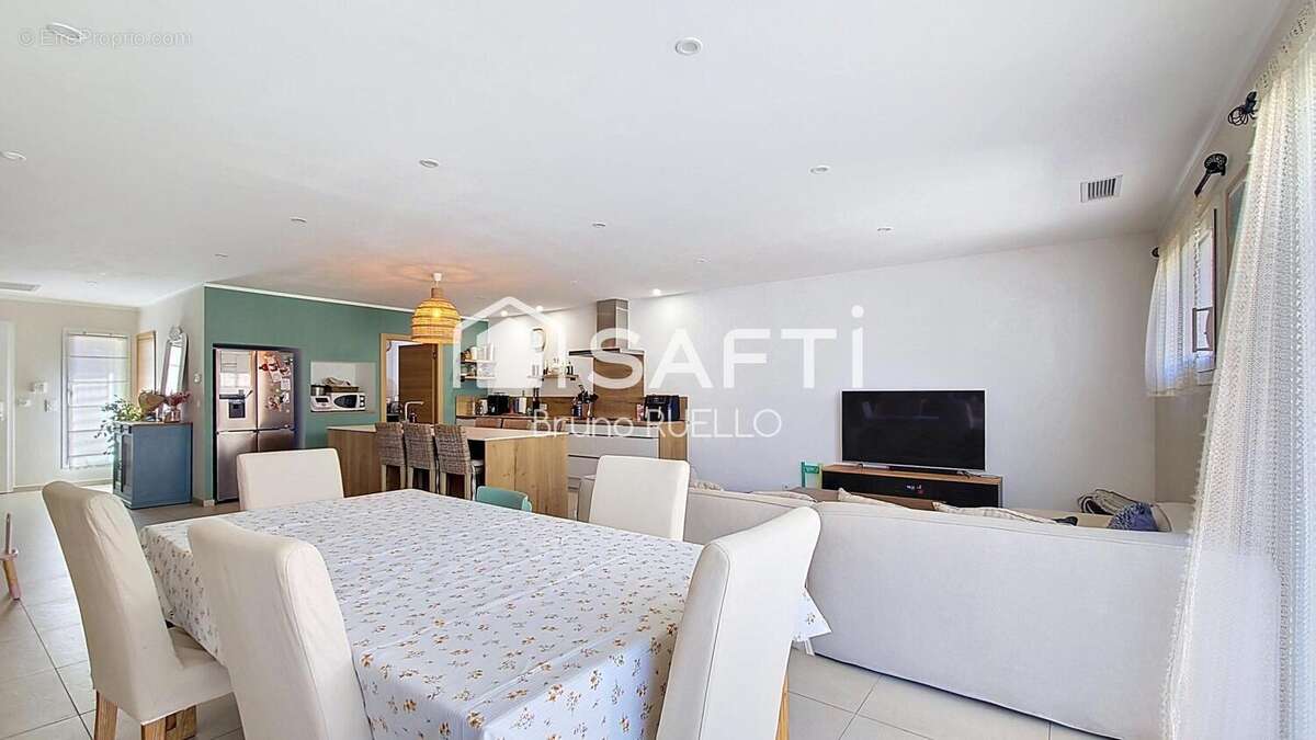 Maison 133 m² à Villelongue-Dels-Monts  - photo 6