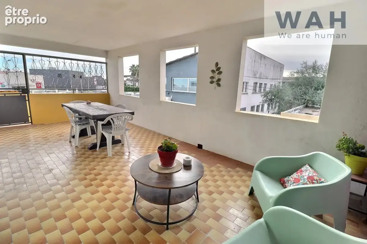 Maison en r+1 divisee en deux appartements - 34400 lunel - photo 13
