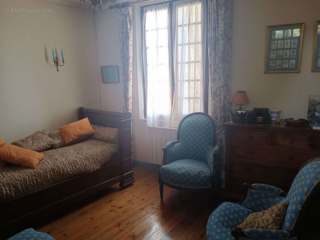 Maison à GRISY-LES-PLATRES