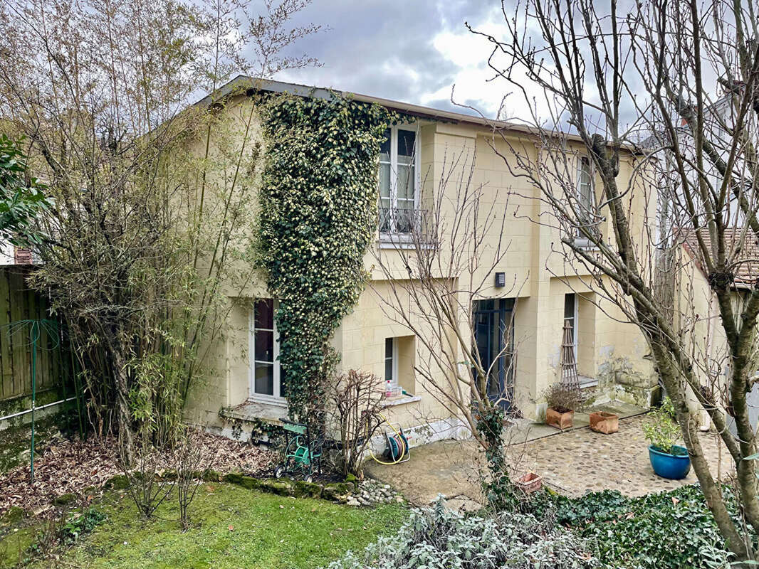 Maison à MONTMORENCY