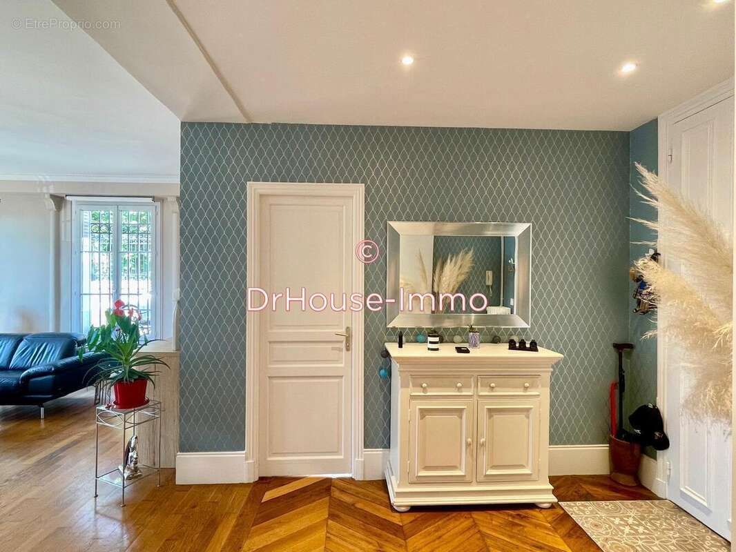 Appartement à MEULAN