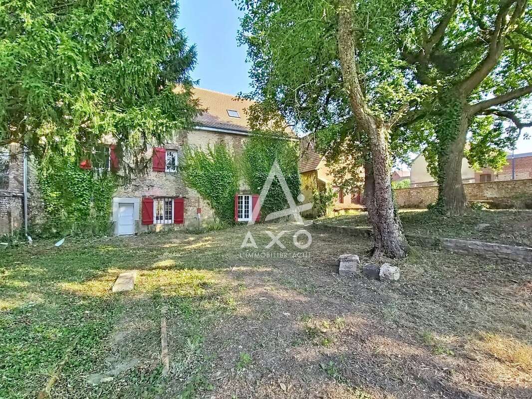 Grande maison rénovée à Auneuil   grange et jardin clos - photo 17