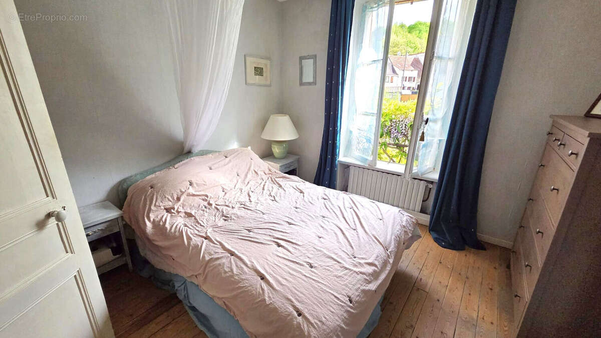 Maison à JOUARRE