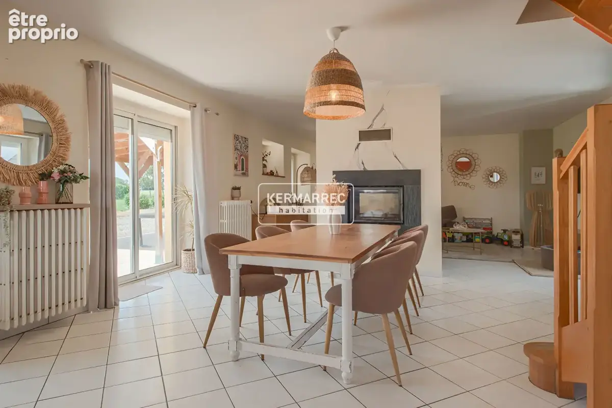 A VENDRE Maison Argentré-Du-Plessis 10 pièce(s) 195 m2 - 324 500  HAI - photo 10