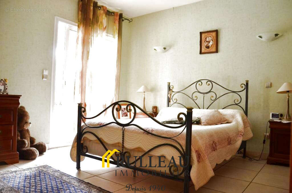 15 km de bordeaux- villa familiale de 227 m2 sur beau terrain de 3244 m2 avec terrain constructible - photo 11