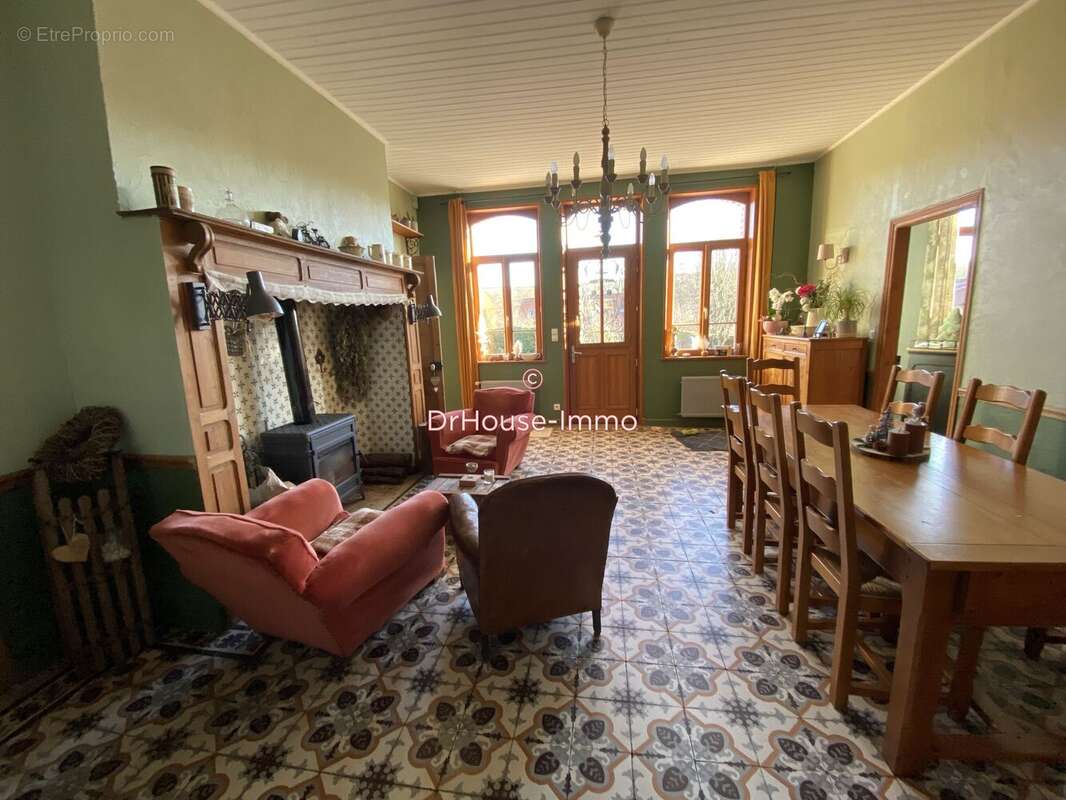 Maison à RECQUES-SUR-COURSE