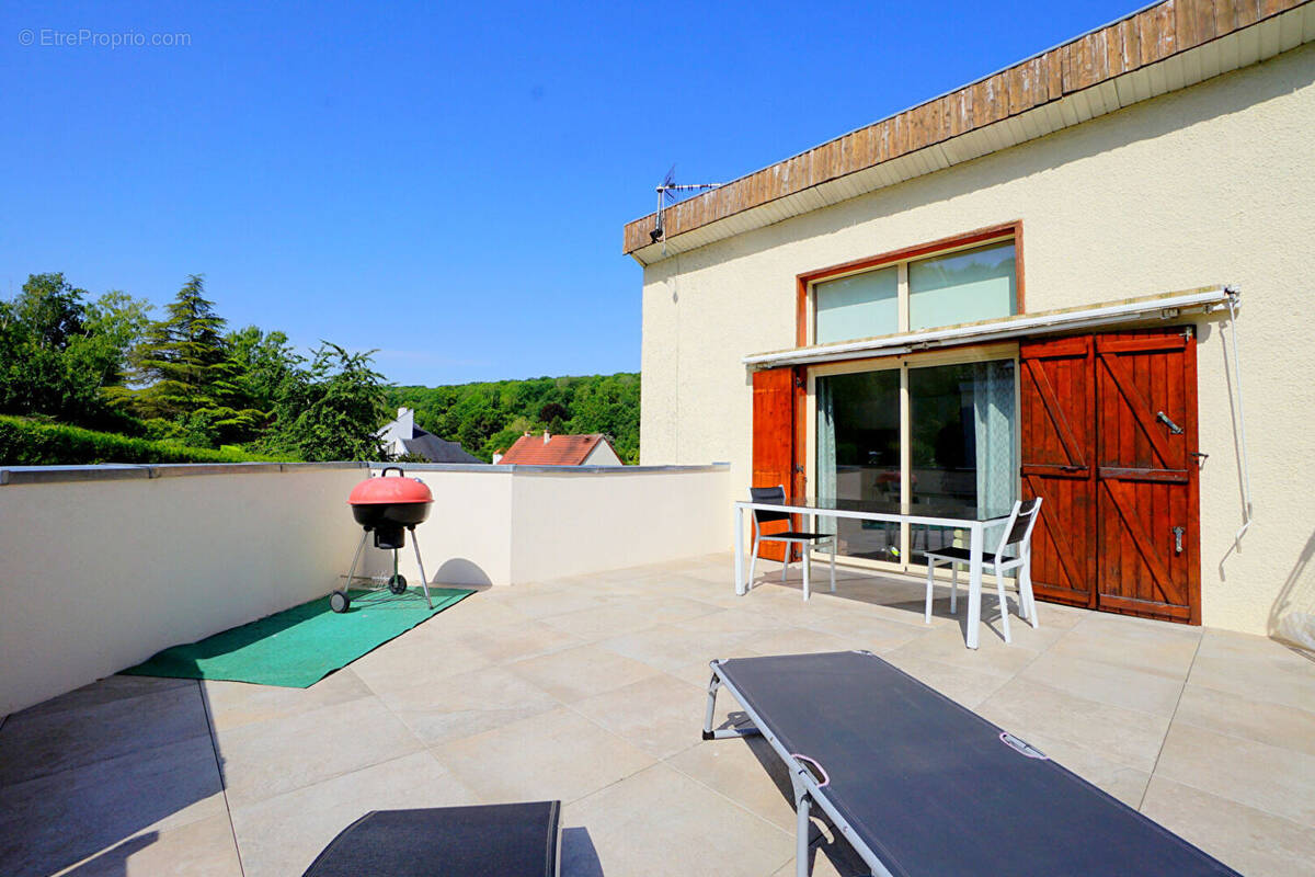 Maison à MEZIERES-SUR-SEINE