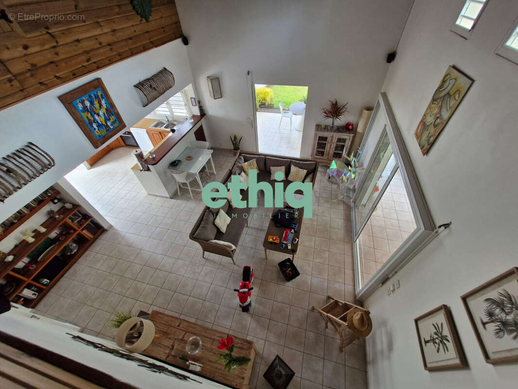 Maison à SAINTE-ROSE