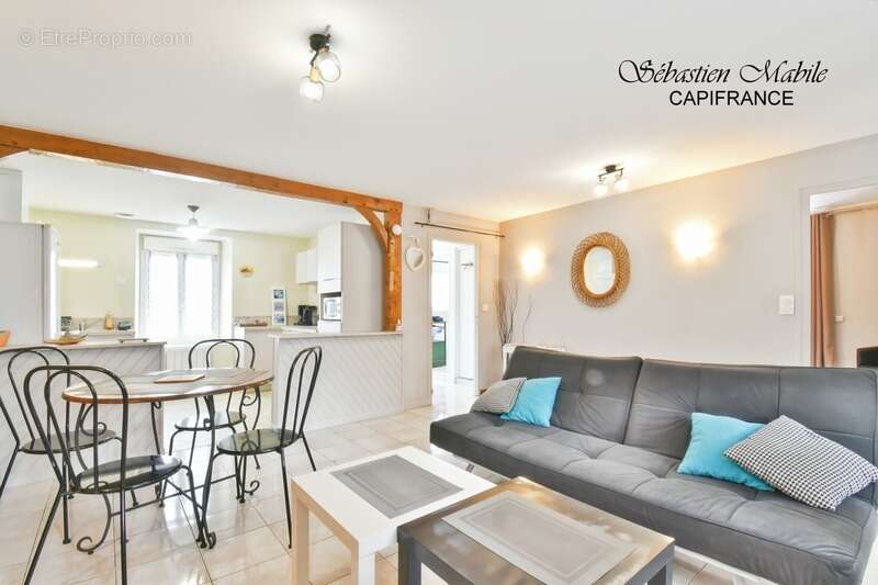 Maison à ROZ-SUR-COUESNON