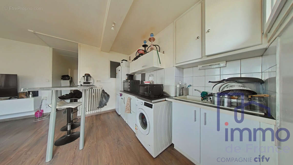 Appartement à SAINT-ETIENNE