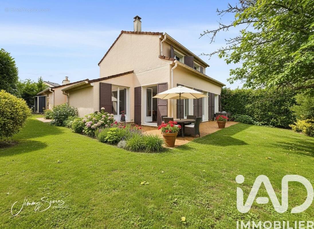 Photo 1 - Maison à LE PORT-MARLY