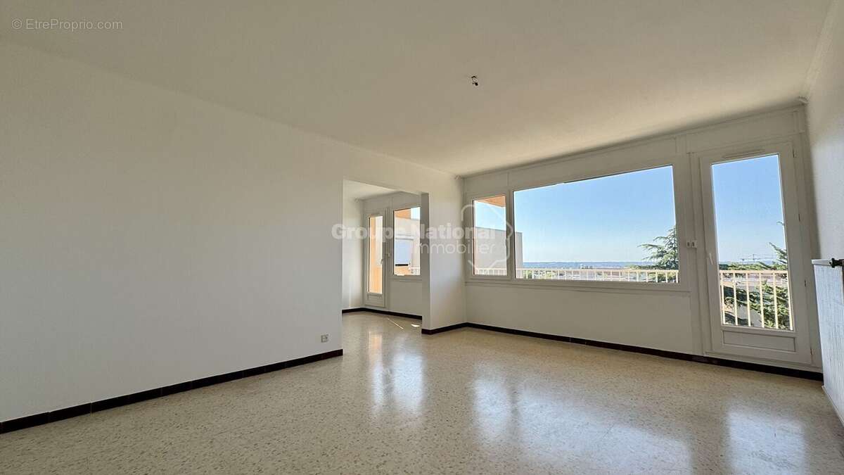 Appartement à NIMES