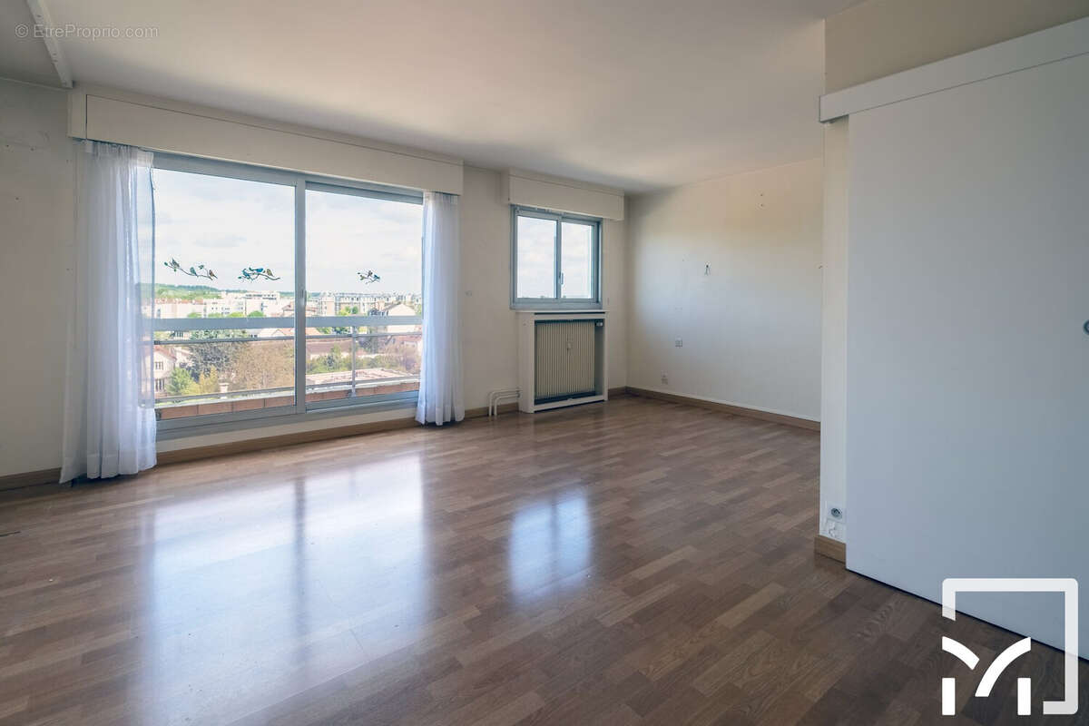 Appartement à LE PECQ