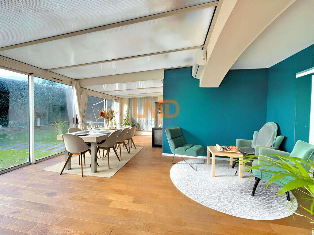 Maison à LA MOTTE