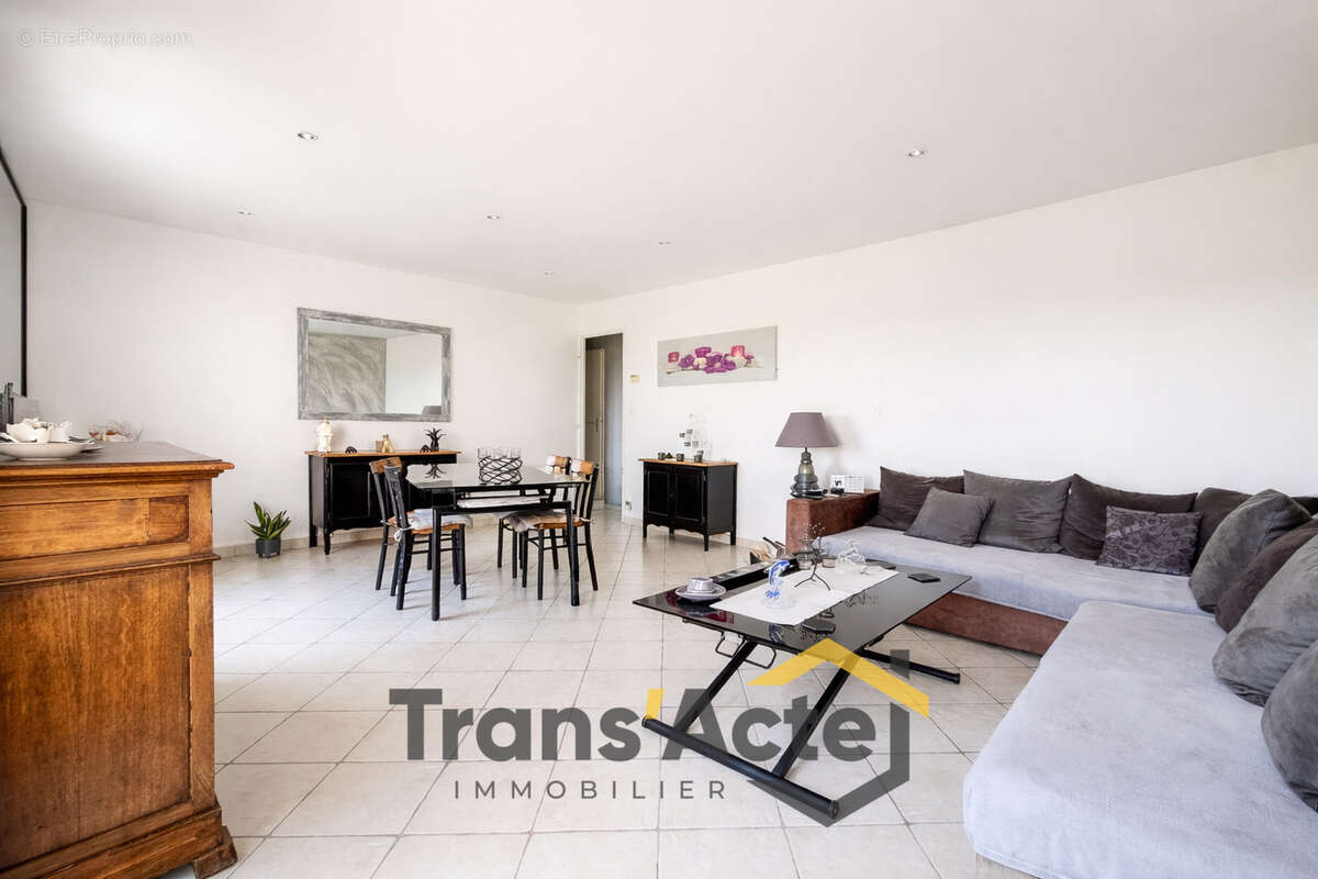 Plain-pied individuel avec garage - photo 3