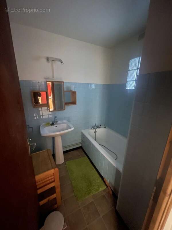 Maison à LA LLAGONNE