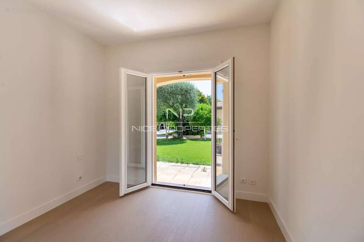 Maison à VILLEFRANCHE-SUR-MER