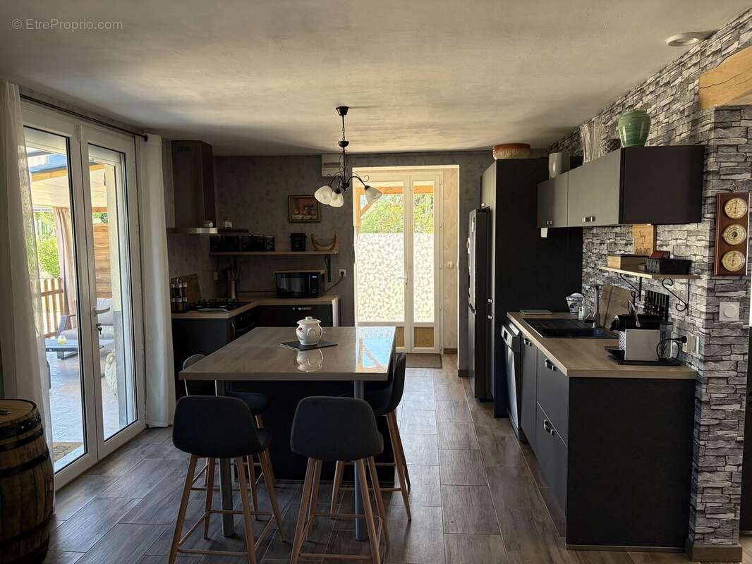 Charmante maison à Piégut-Pluviers - photo 4