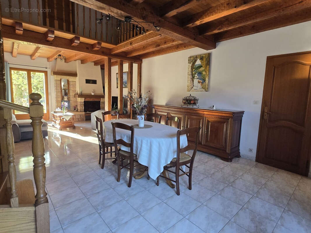 Maison à VILLAMBLARD