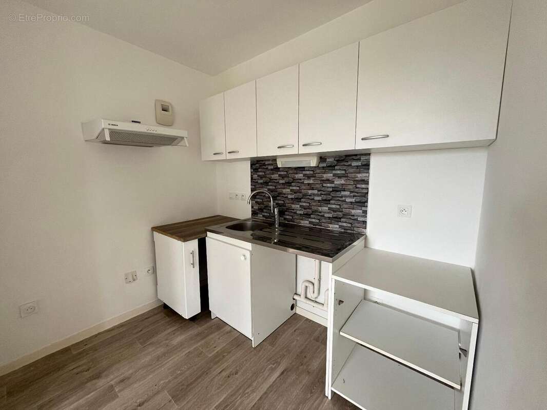 Appartement 41 m² à Les Ponts-De-Ce  - photo 4