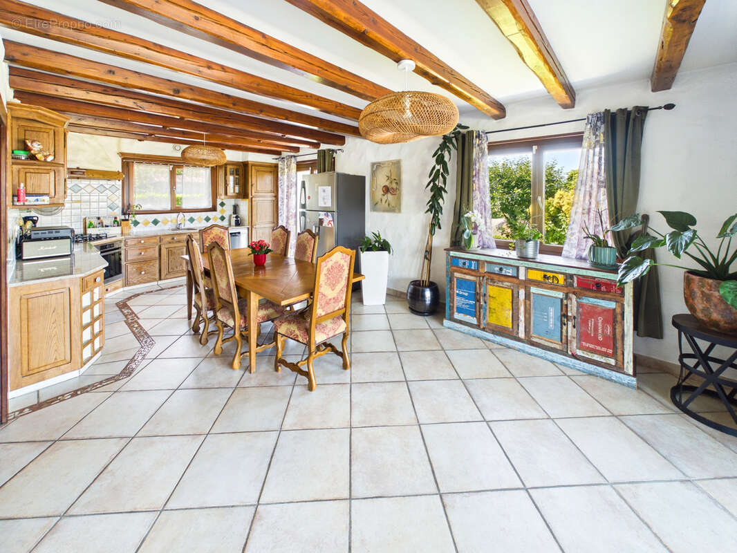 Maison à BALLAISON