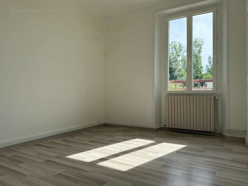 Appartement à PARAY-LE-MONIAL