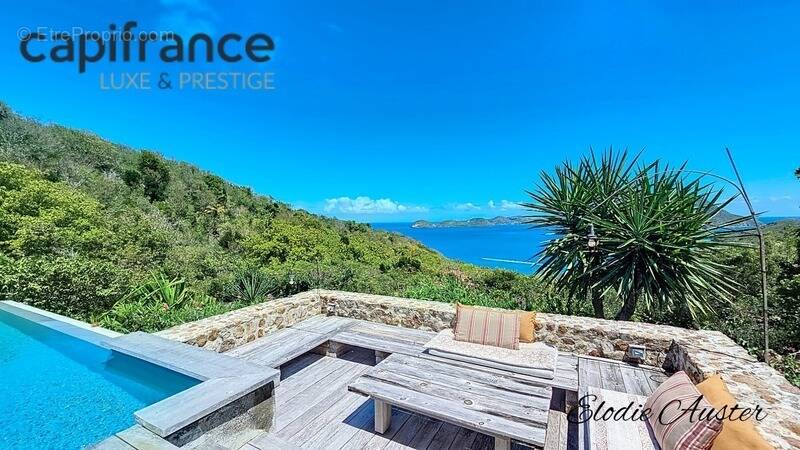 Maison à TERRE-DE-BAS