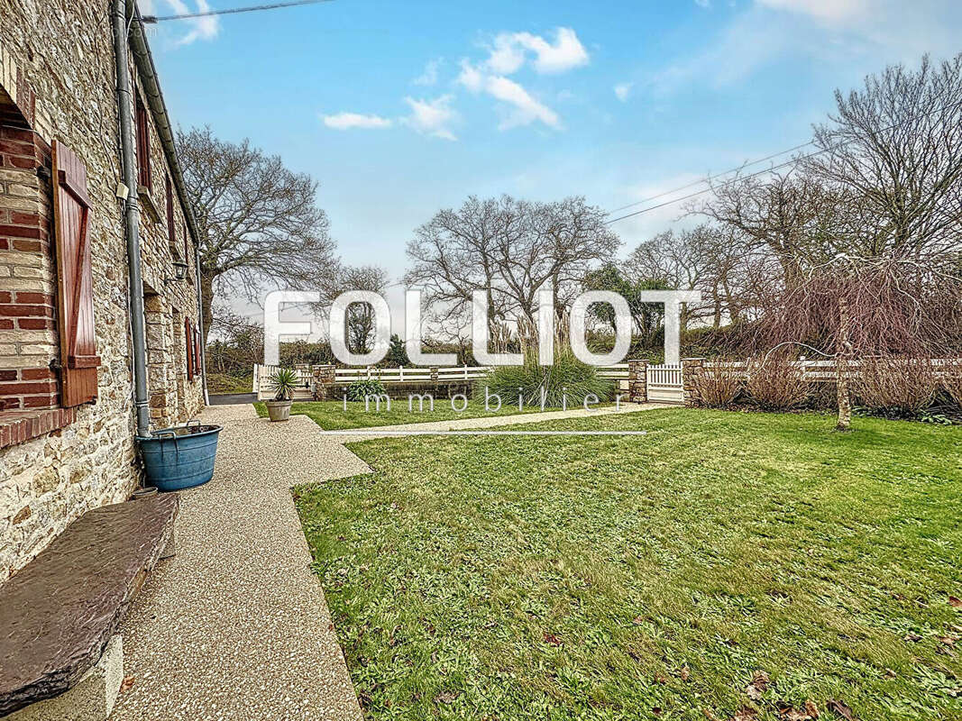 Maison à LA HAYE-D&#039;ECTOT