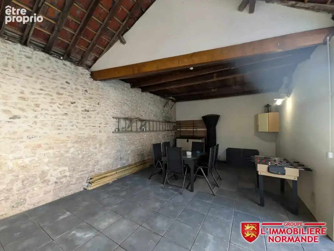 Maison de caractère avec dépendance - photo 14
