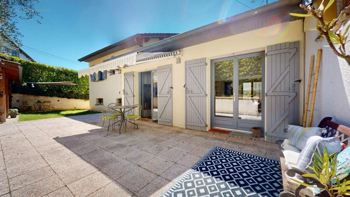 Maison à FRANCHEVILLE