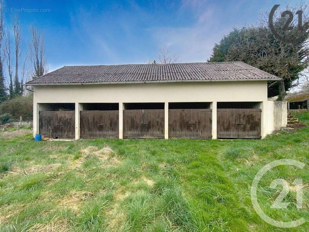 Maison à LA SAULSOTTE