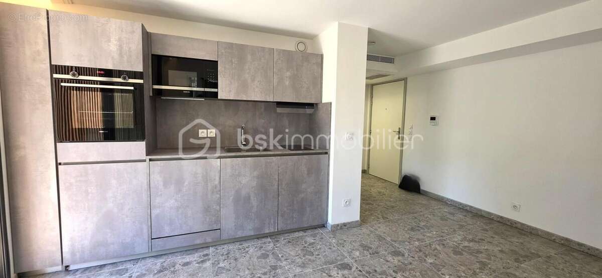 Appartement à BEAUSOLEIL