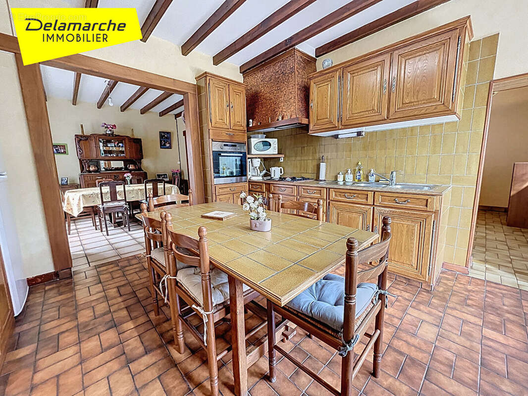 A VENDRE : Maison avec vie de plain-pied possible, proche commodités - photo 2