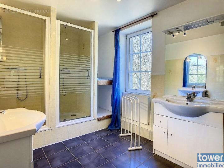 Maison à AMBEYRAC