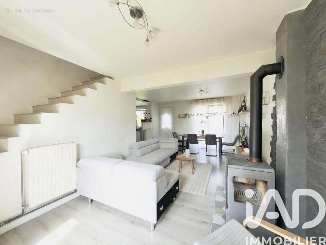 Photo 3 - Maison à DIEMERINGEN