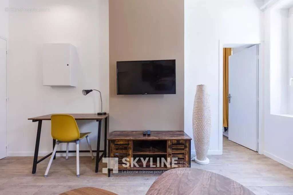 Appartement à MARSEILLE-1E
