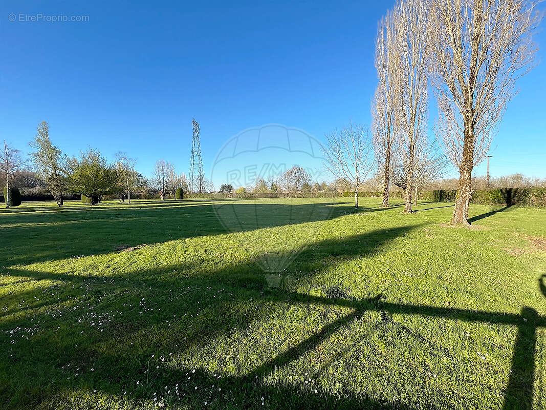 Maison à FONTCOUVERTE