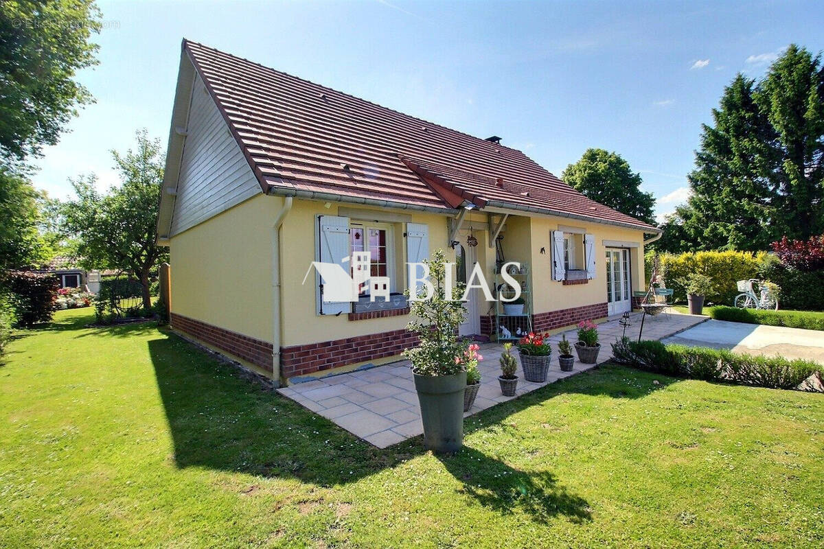 Maison à FORGES-LES-EAUX