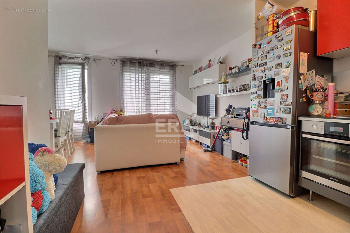 Appartement à STAINS