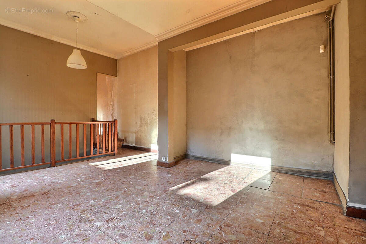 Maison 97m² à aubervilliers - photo 6