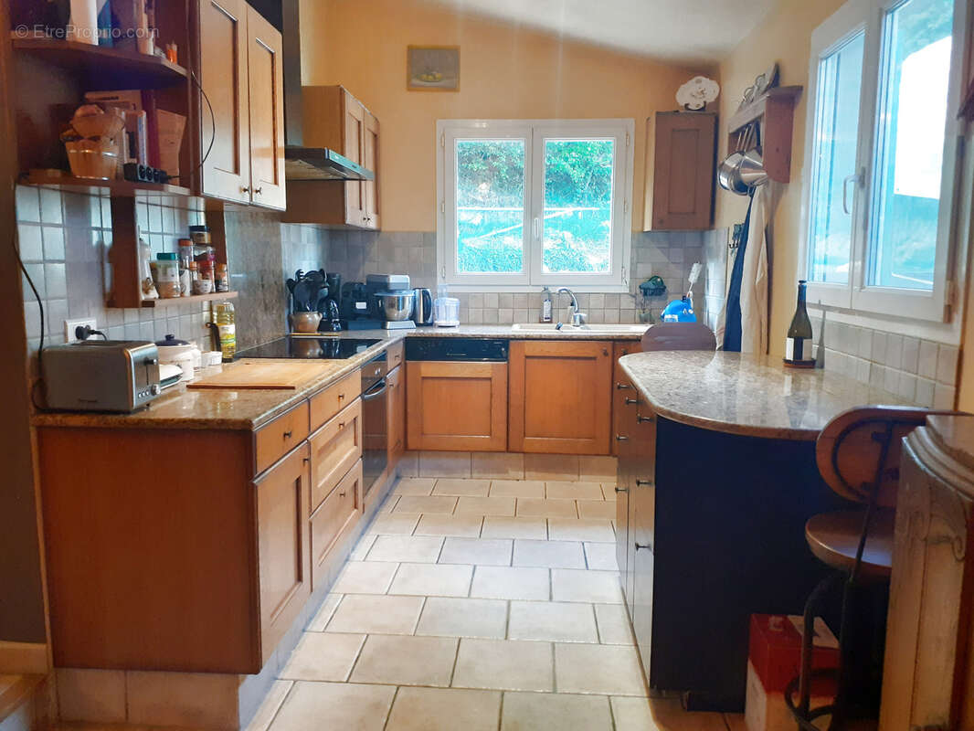 Maison à ROUVENAC