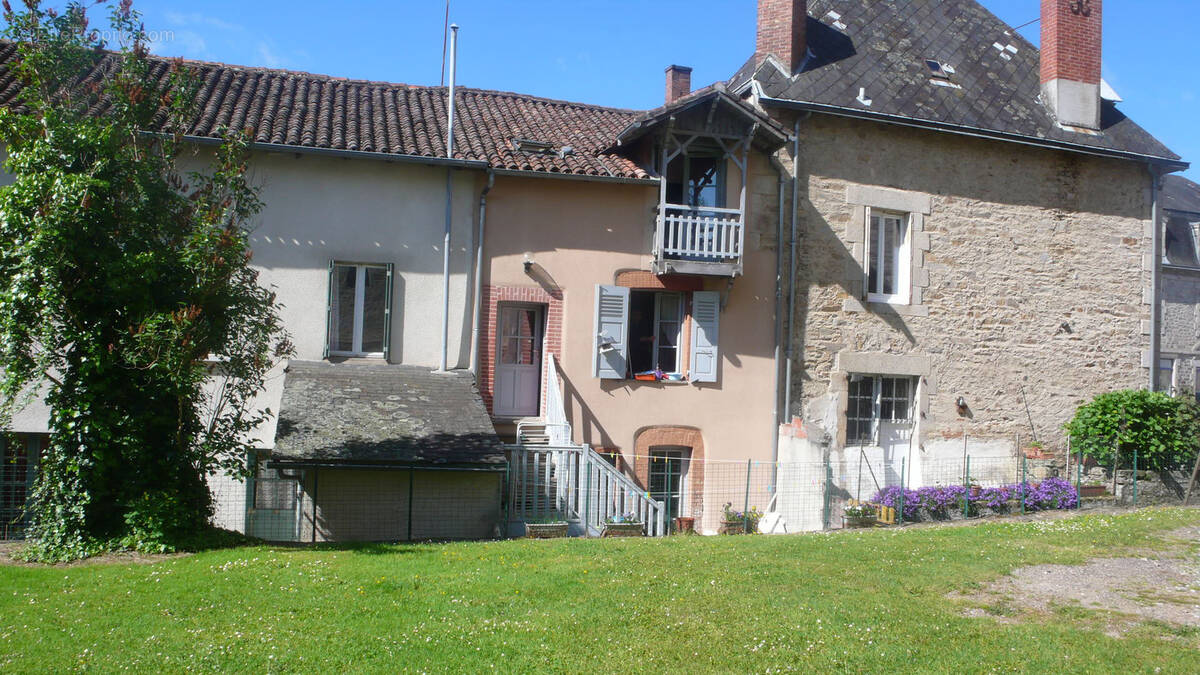 Maison à LINARDS