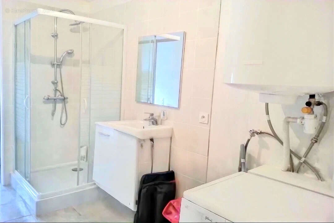 Maison à SAINT-COSME-EN-VAIRAIS