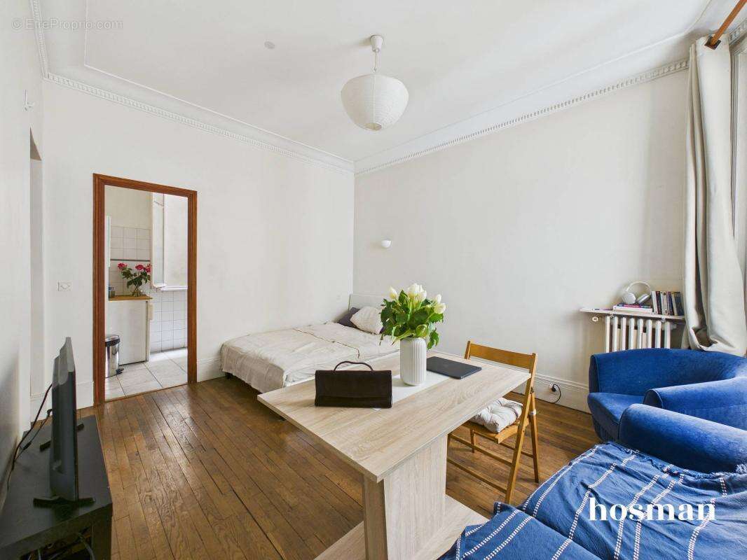 Appartement à PARIS-8E
