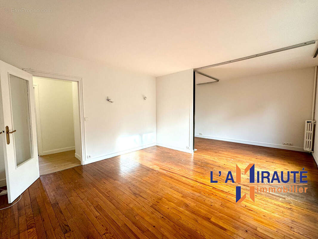 Appartement à ASNIERES-SUR-SEINE
