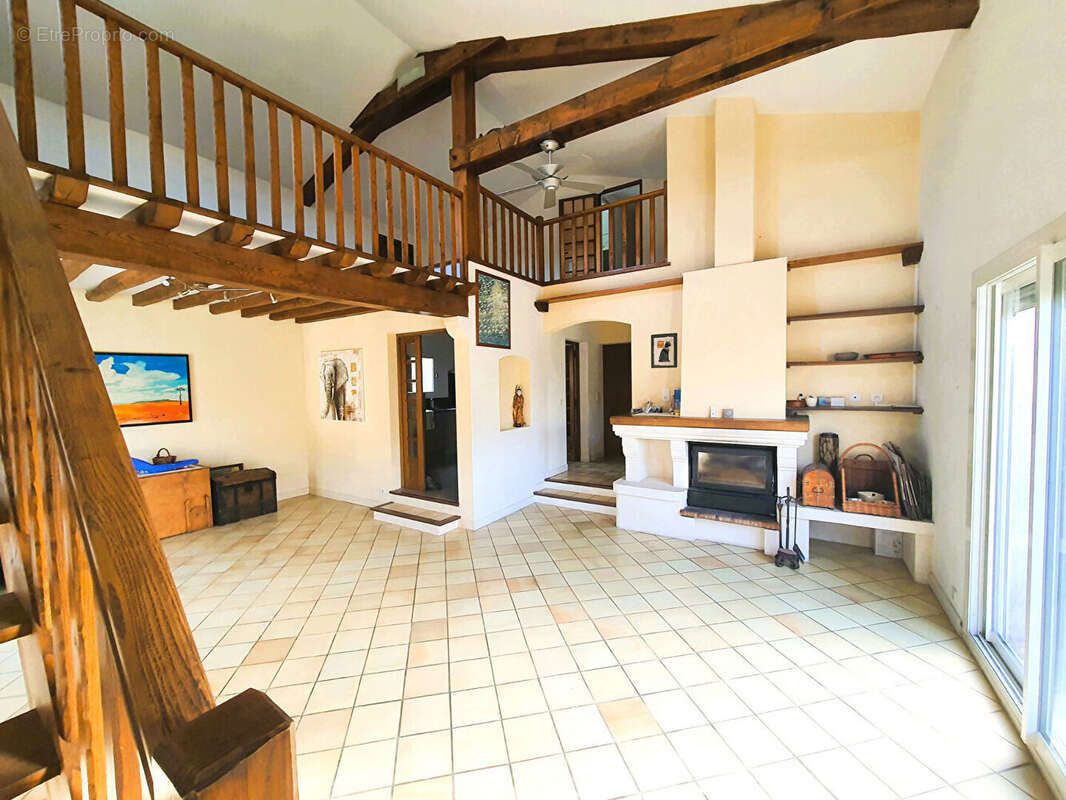Grande maison familiale 4 chambres avec piscine - quartier du Montagné- Villeneuve les Avignon - photo 6