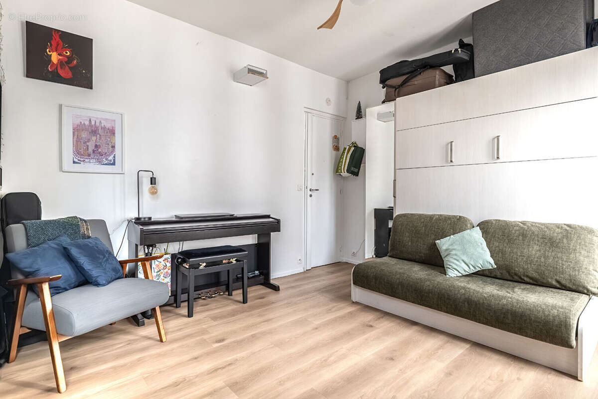 Appartement à PARIS-18E
