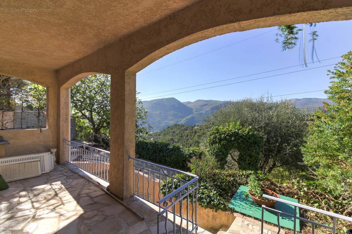 Maison à SAINT-MARTIN-DU-VAR